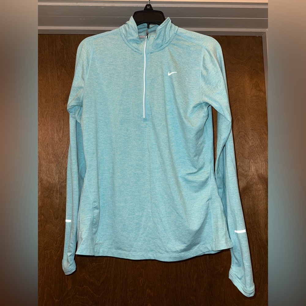 Nike dri-fit women’s quarter zip | Medium